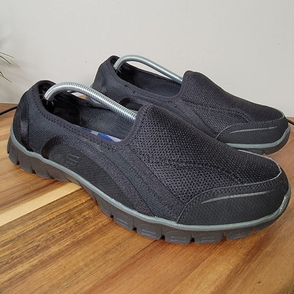Skechers Walking Slip on Relaxed Fit Memory Foam Air Cooled Black Flats Size 10 - Picture 7 of 17
